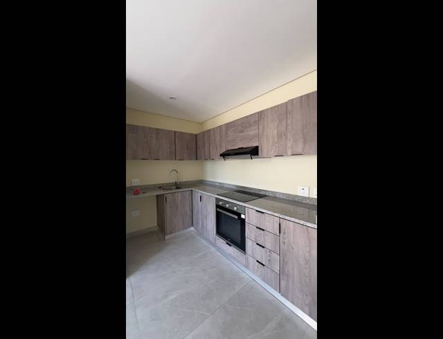 1 BEDROOM TOWNHOUSE TO LET IN SHERWOOD